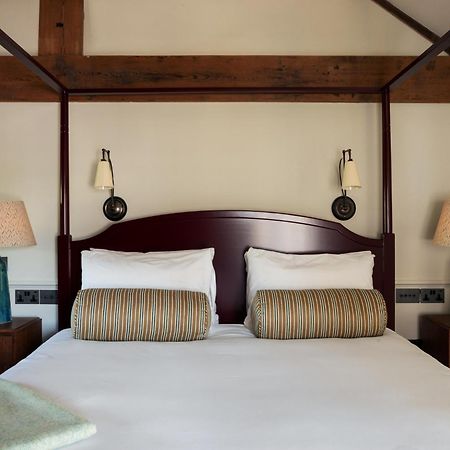 Cavendish Hotel Баслоу Екстериор снимка