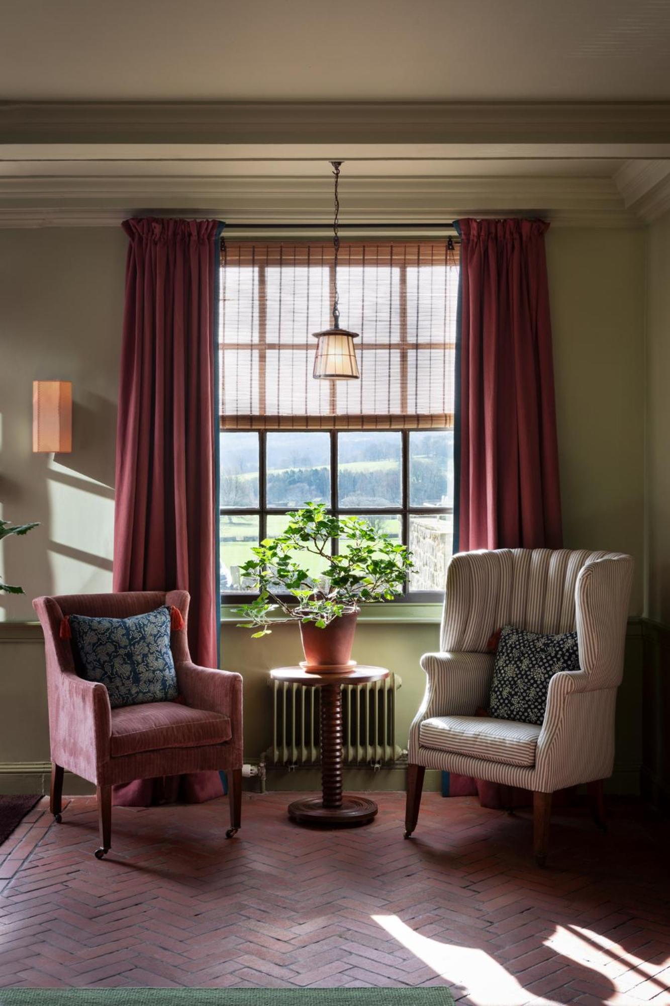 Cavendish Hotel Баслоу Екстериор снимка